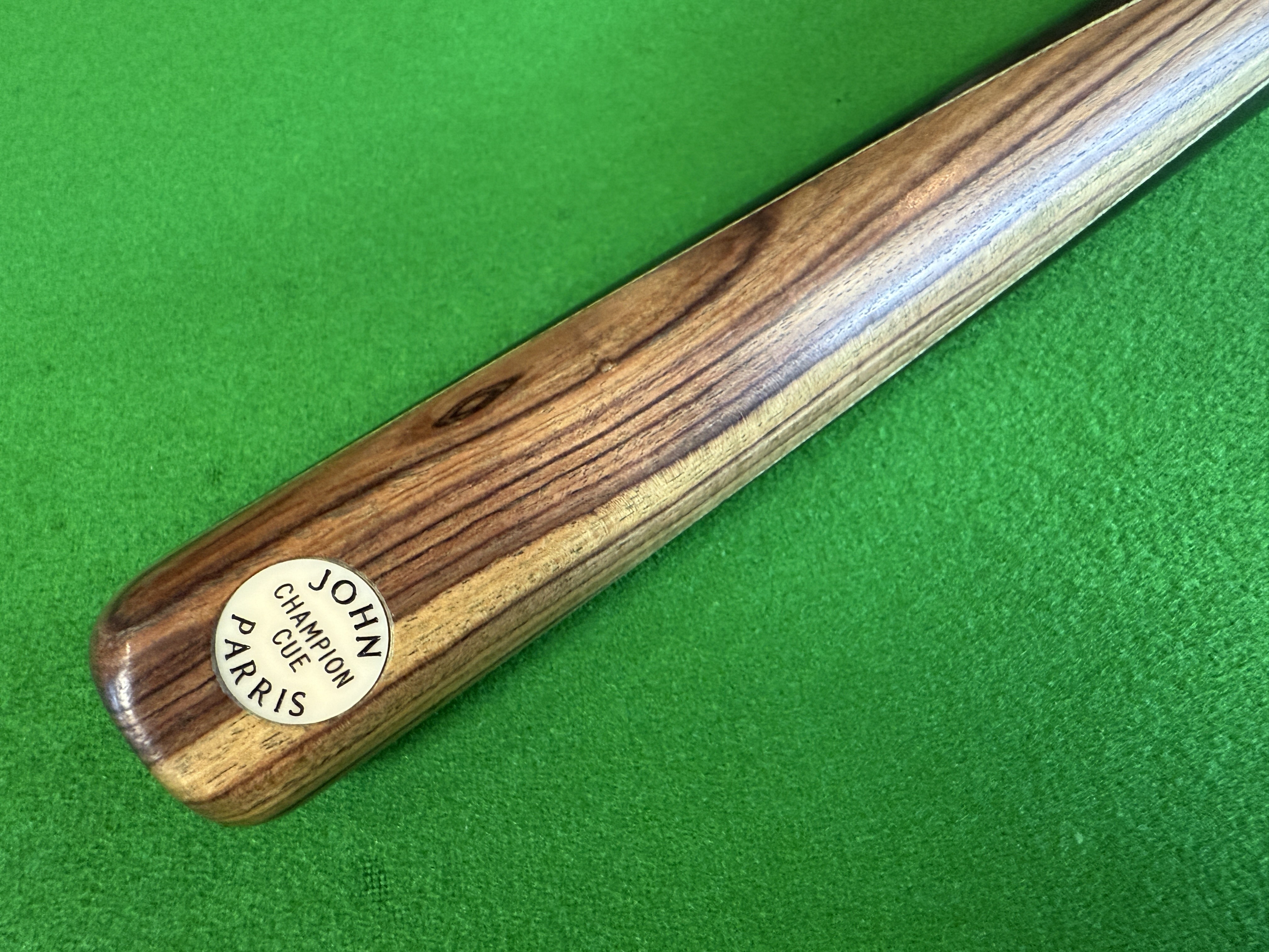 John Parris Limited Edition 3/4 Cue - 58