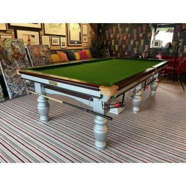 Riley Aristocrat 9ft Silver Leg